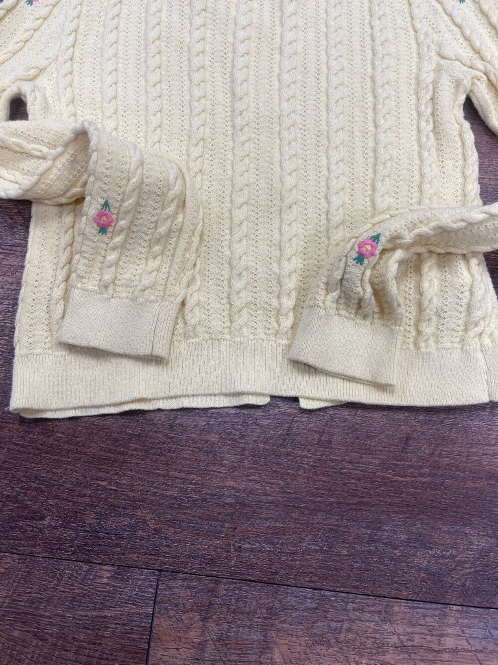 Butter Yellow Floral Cable Knit Cottagecore Cardigan Medium - Picture 9 of 9